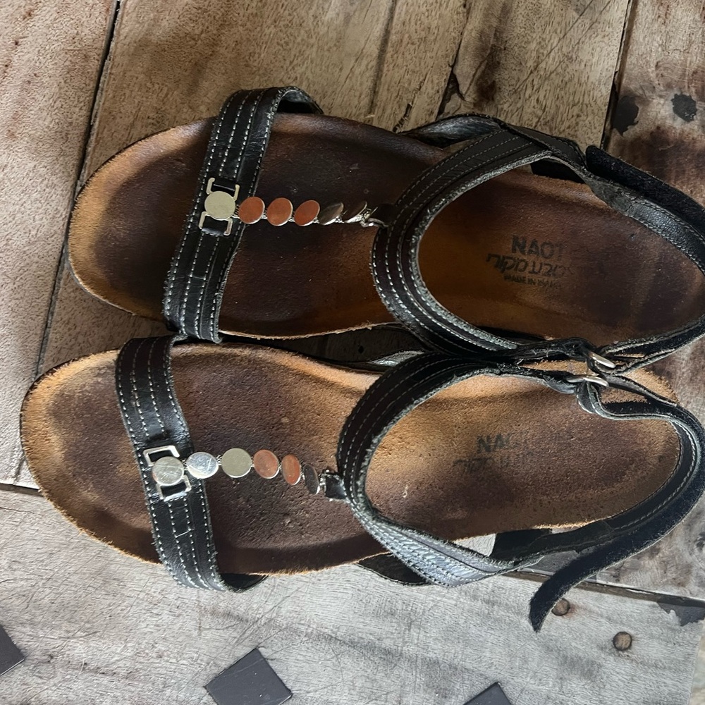 Naot Rachel Women's Black Leather Sandals